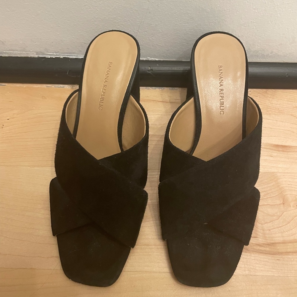 Banana Republic heel